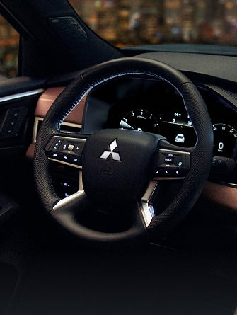 2025 Mitsubishi Outlander SUV heated steering wheel